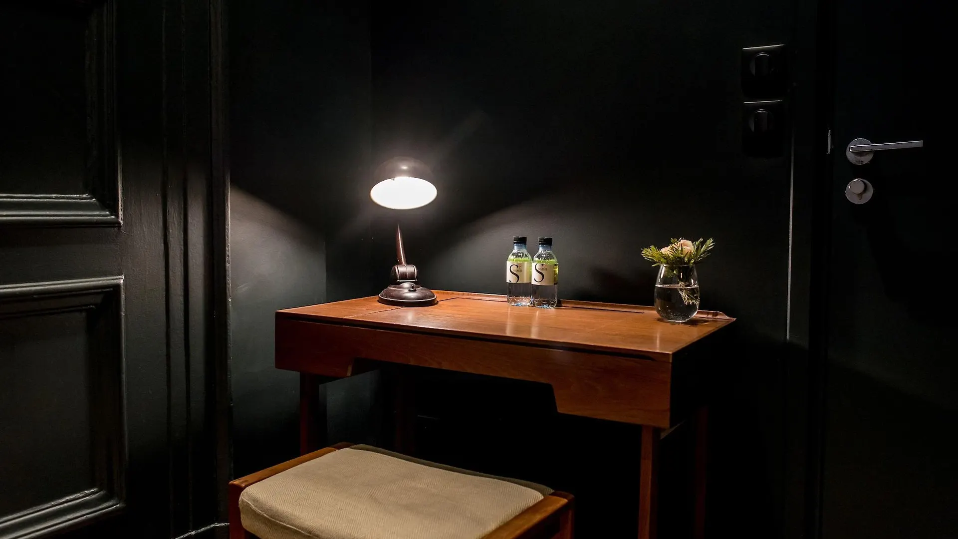 1Er Etage Sopi-Montmartre Hotel Parijs